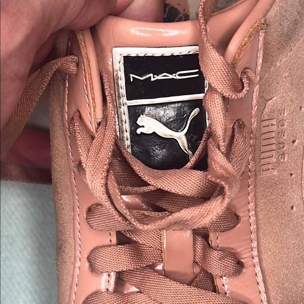💄 Puma Limited Edition MAC collaboration Women's Pink Sneakers Size 9 - Picture 12 of 15